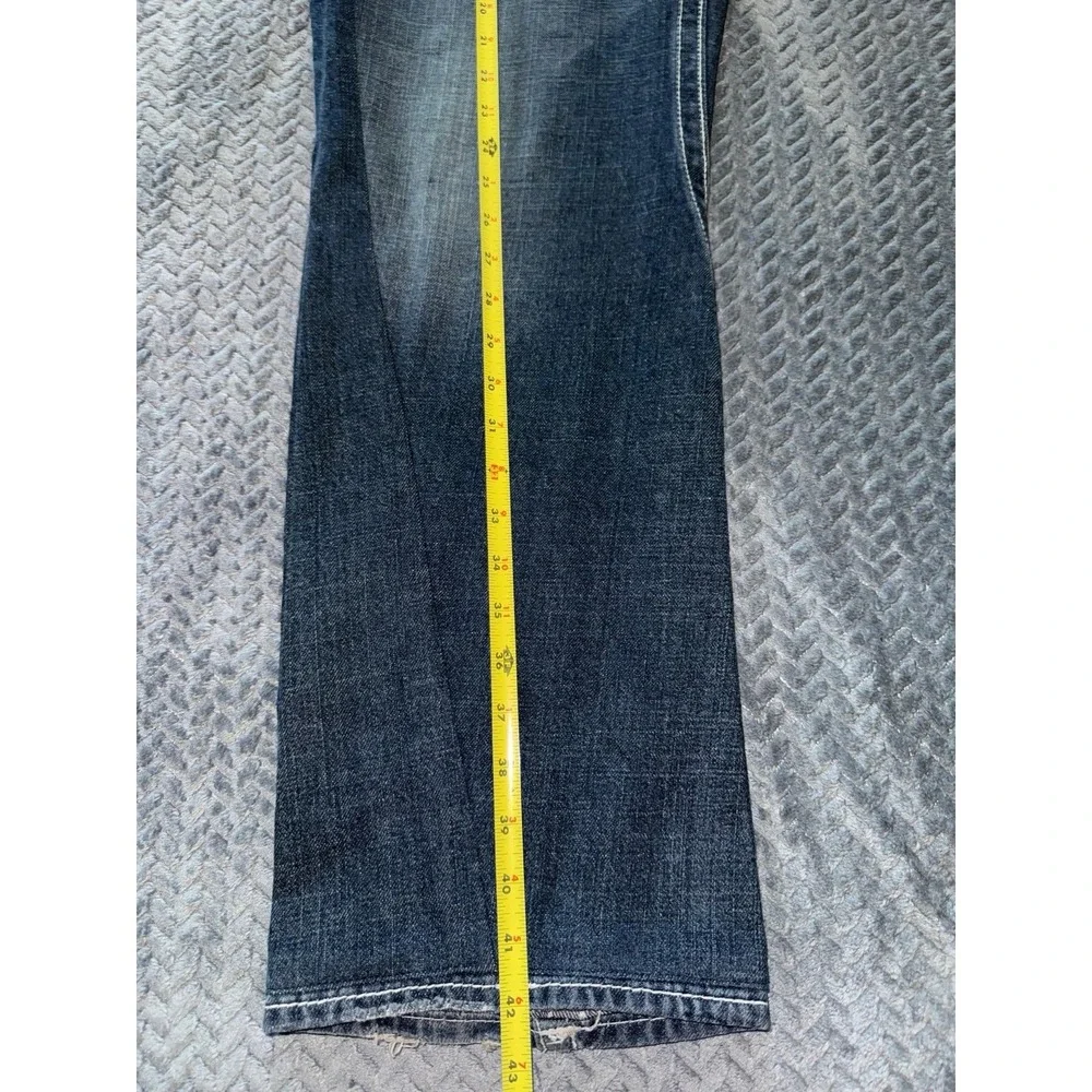 True Religion legs has
